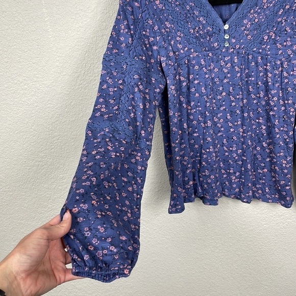 NWT Lucky Brand Floral Print Lace Inset Peasant Top Long Sleeve V Neck Sz XS - Picture 6 of 16